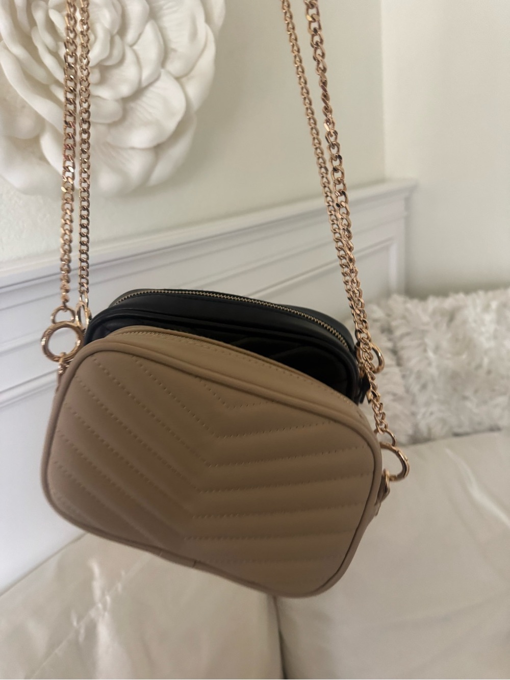 2 Leather Crossbody Purses in Beige & Black